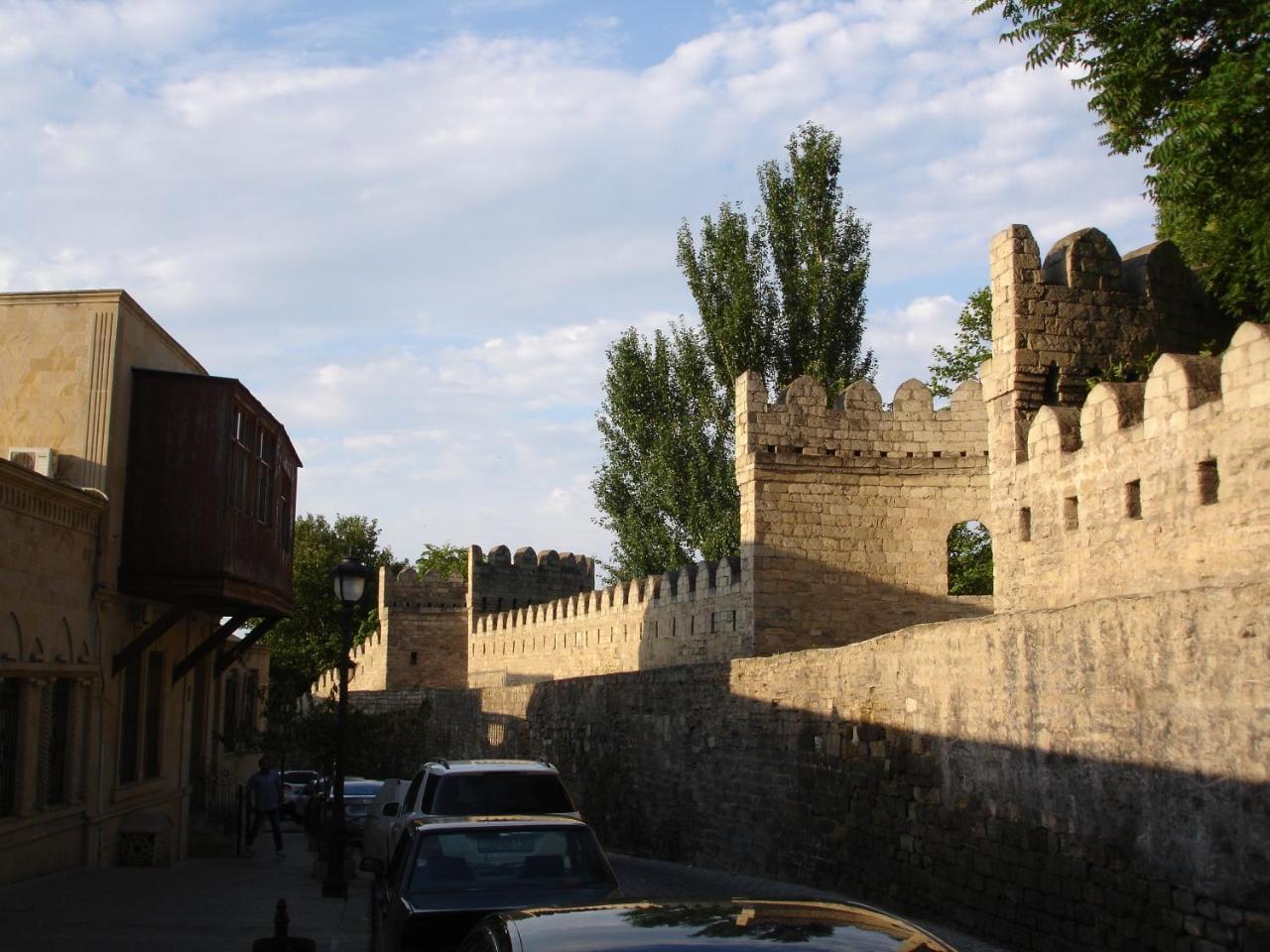 Apartment In Old City Баку Екстериор снимка