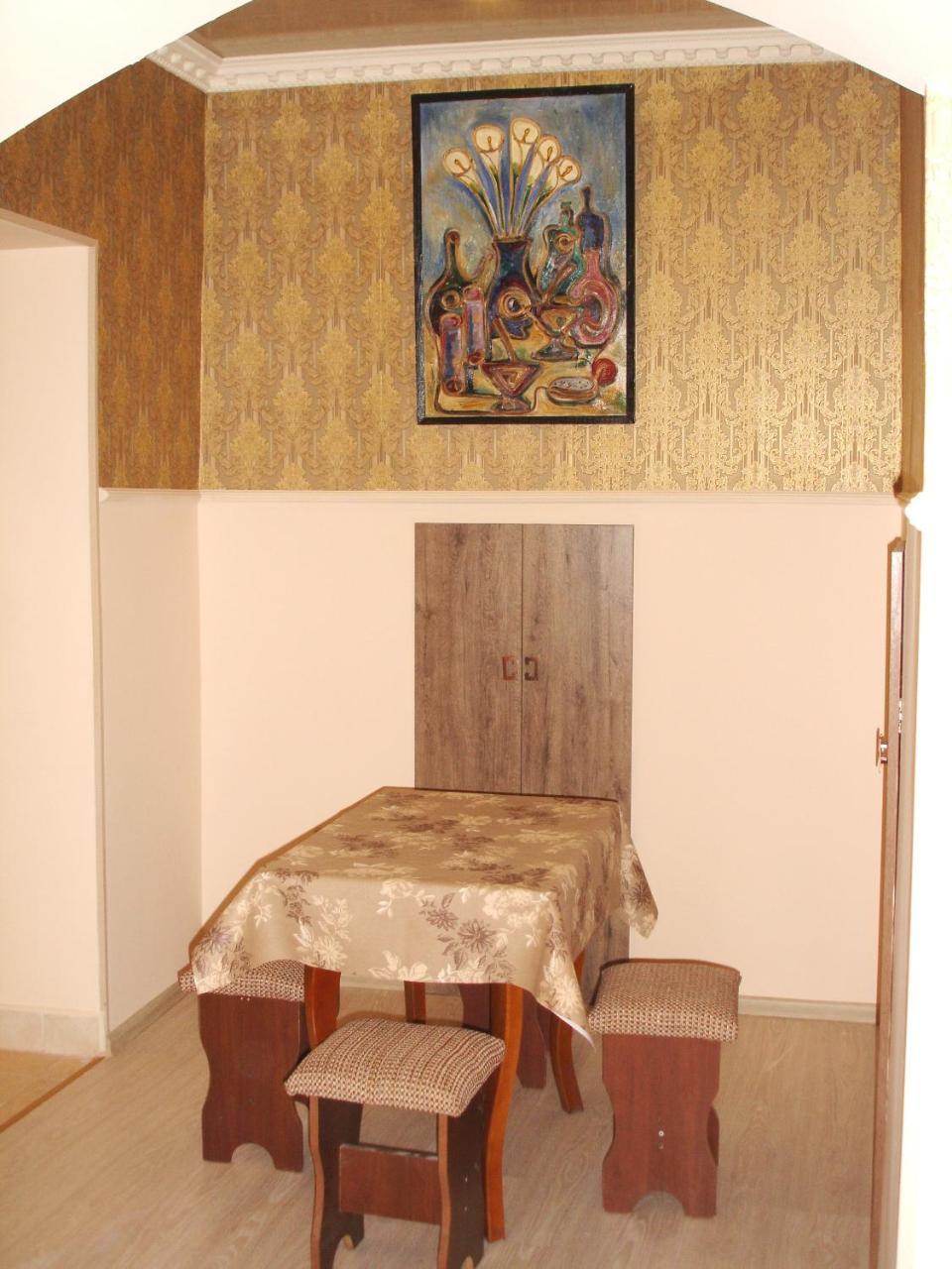 Apartment In Old City Баку Екстериор снимка