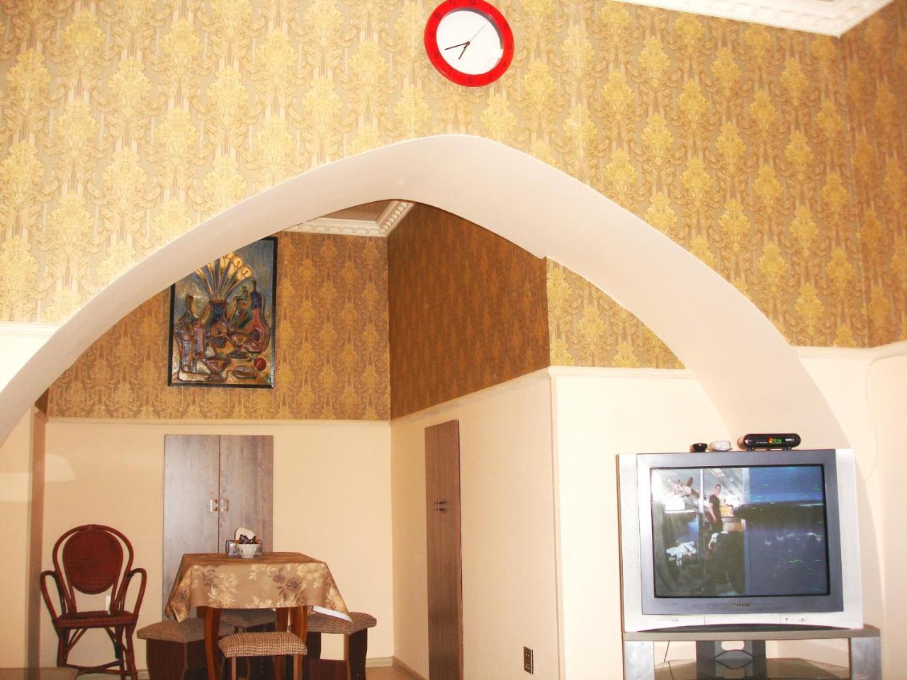 Apartment In Old City Баку Екстериор снимка